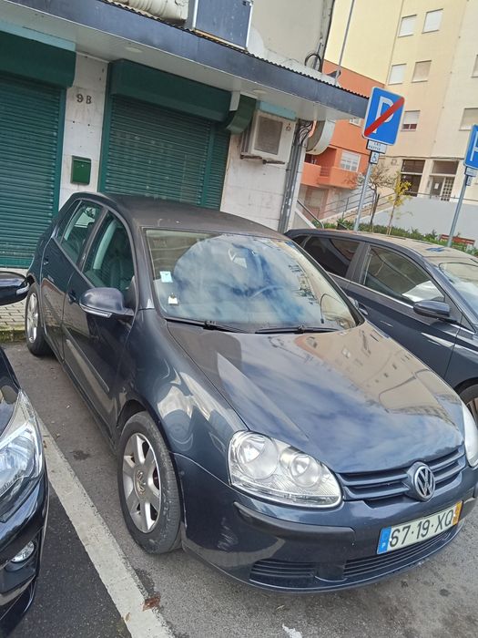 Golf V 1900 com 130 mil km reais