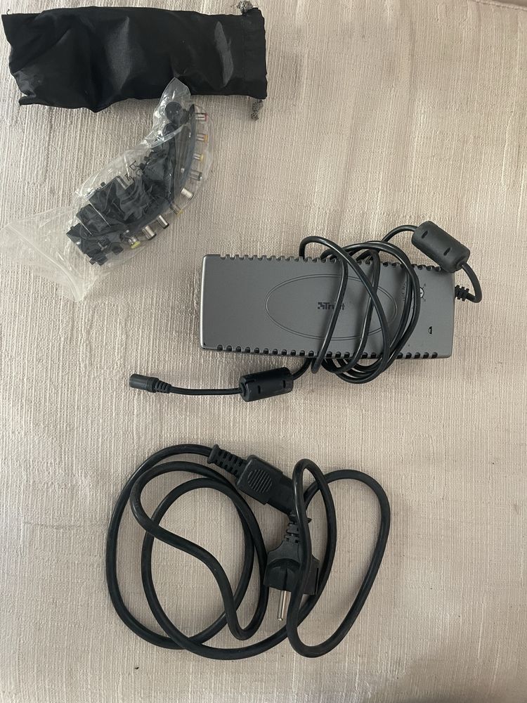 Adaptador de portátil, notebook power adaptor