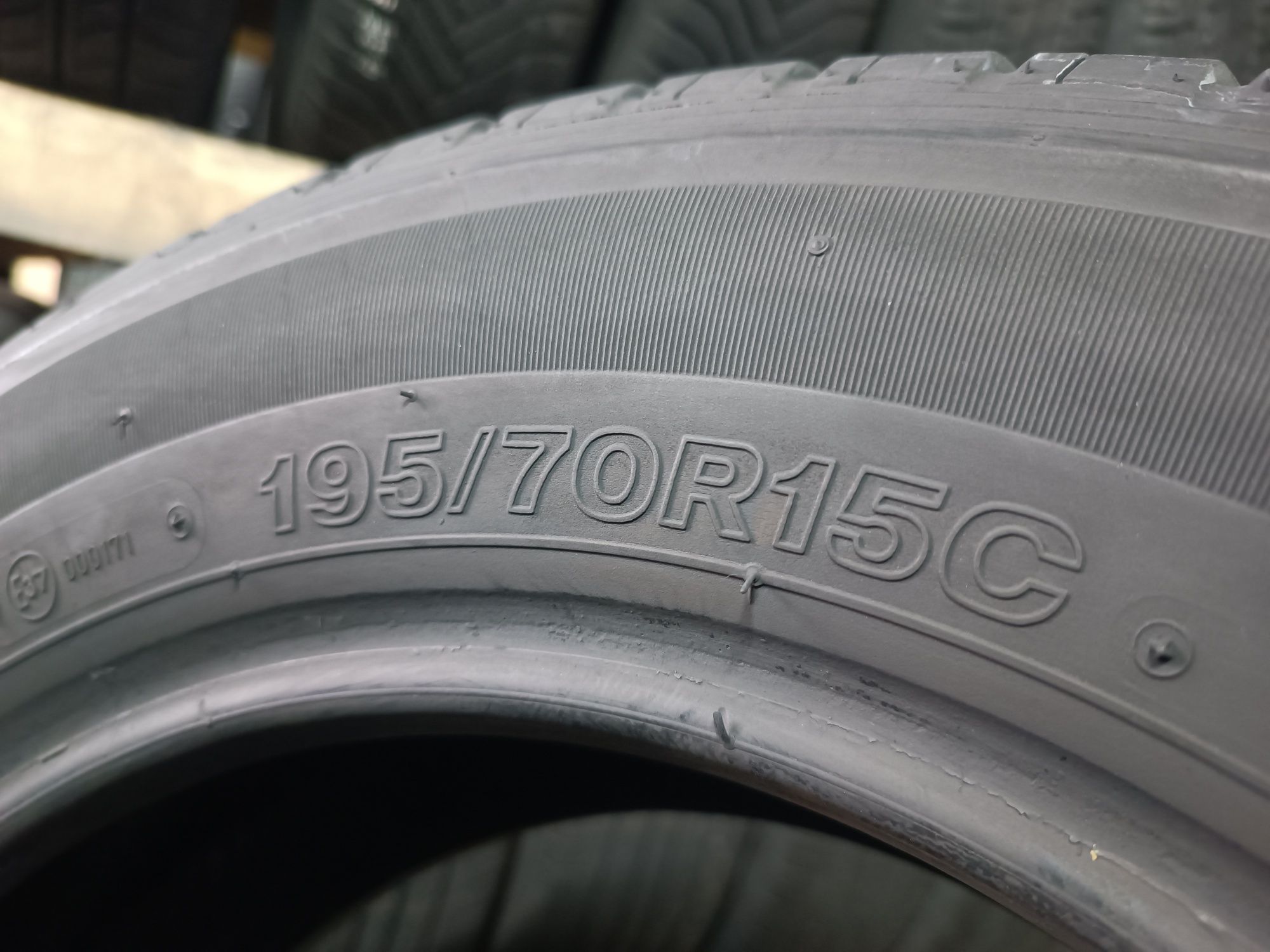 Літні шини FIRESTONE 195/70 R15 C резина Р15 С