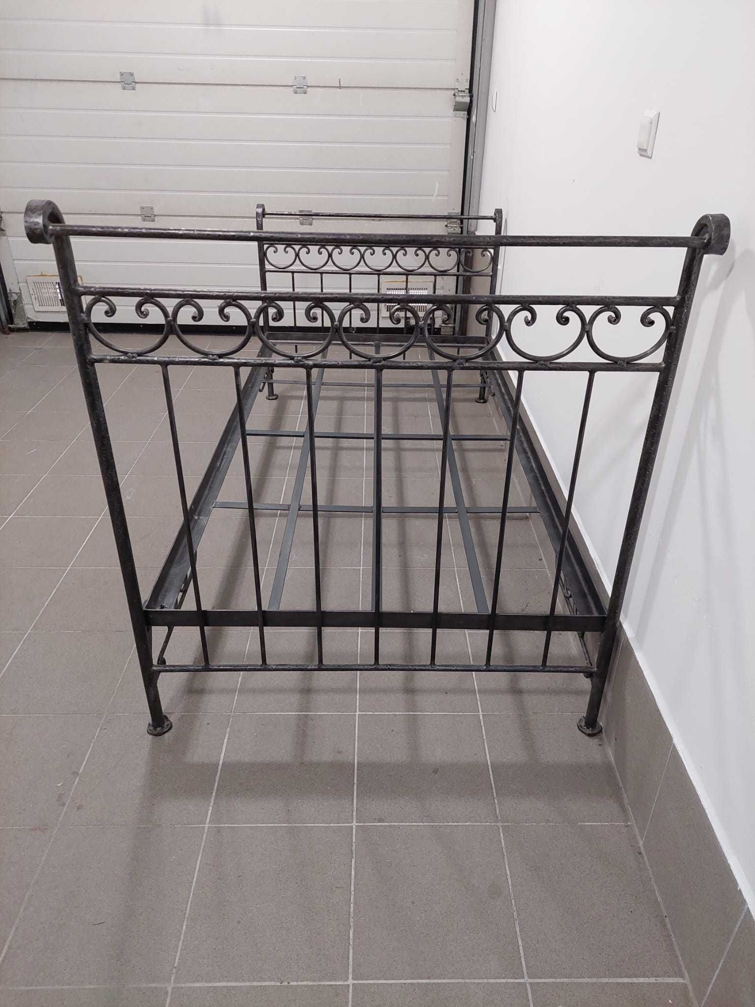 Łóżko metalowe 200x100 kute ręcznie