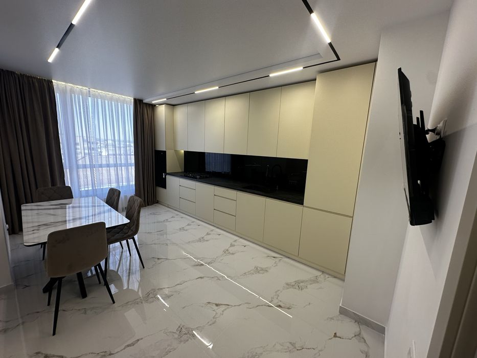 ЦЕНТР МІСТА Продаж 2 кімнатна квартира вул. Коновальця ЖК Main House