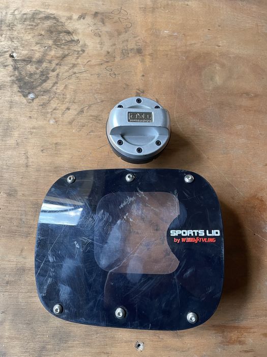 Tampa de combustivel Toyota Corolla E12