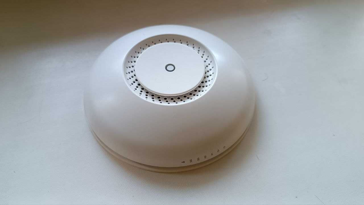Точка доступу Mikrotik cAP ac