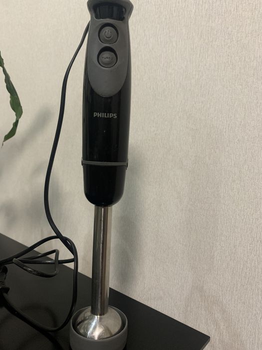 Заглибний блендер Philips HR1638 Viva Collection