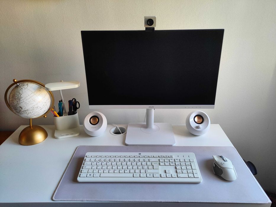 Monitor MSI MD241PW – 24" FHD Branco – Como Novo + Garantia