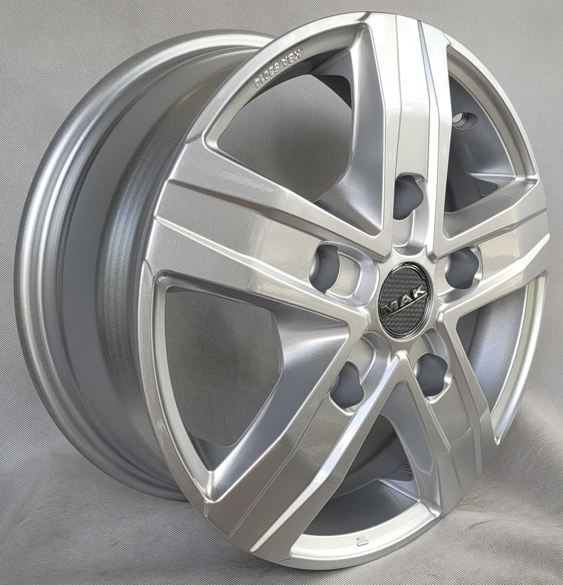 Felgi 15 Fiat Ducato 5x118 244 Citroen Jumper 250 Peugeot Boxer MAK