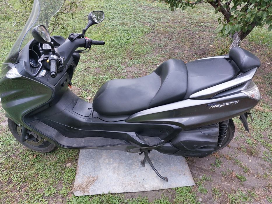 Yamaha Grand Majesty 400