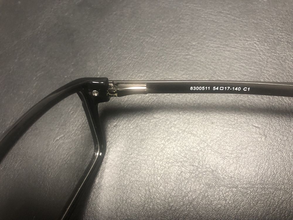 Armacao oculos Nova