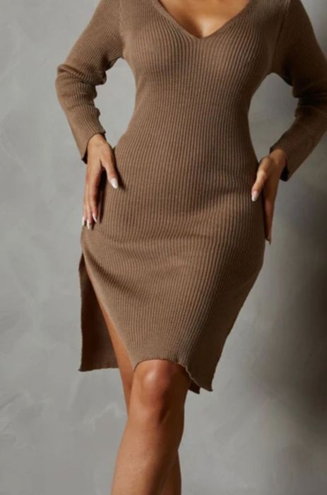 Трикотажна сукня в рубчик