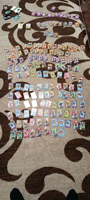 Продам 134 карточки атб арена