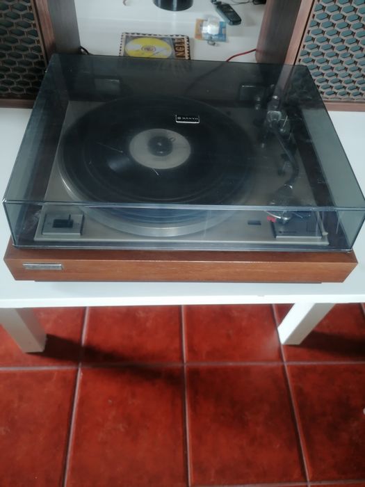 Gira Discos Sanyo TP 625