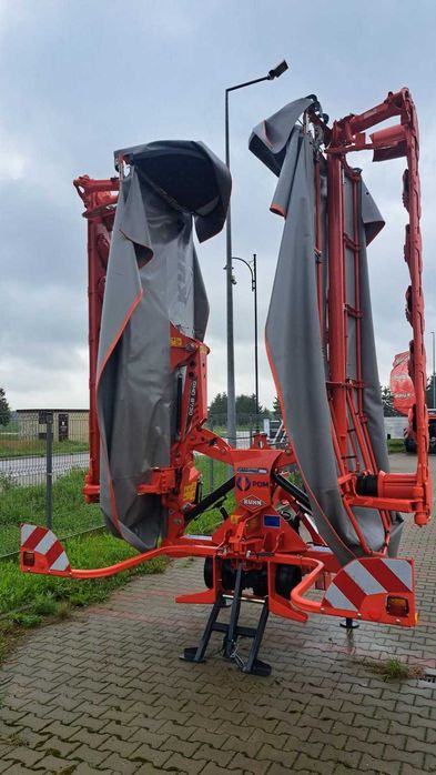 Zestaw Kosiarek KUHN, MOTYL , szer. rob. 8,8 m nie Krone