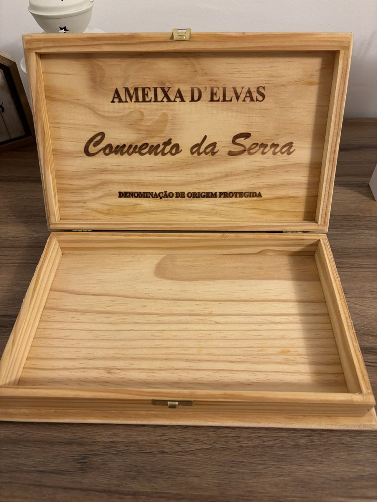 Caixa de madeira