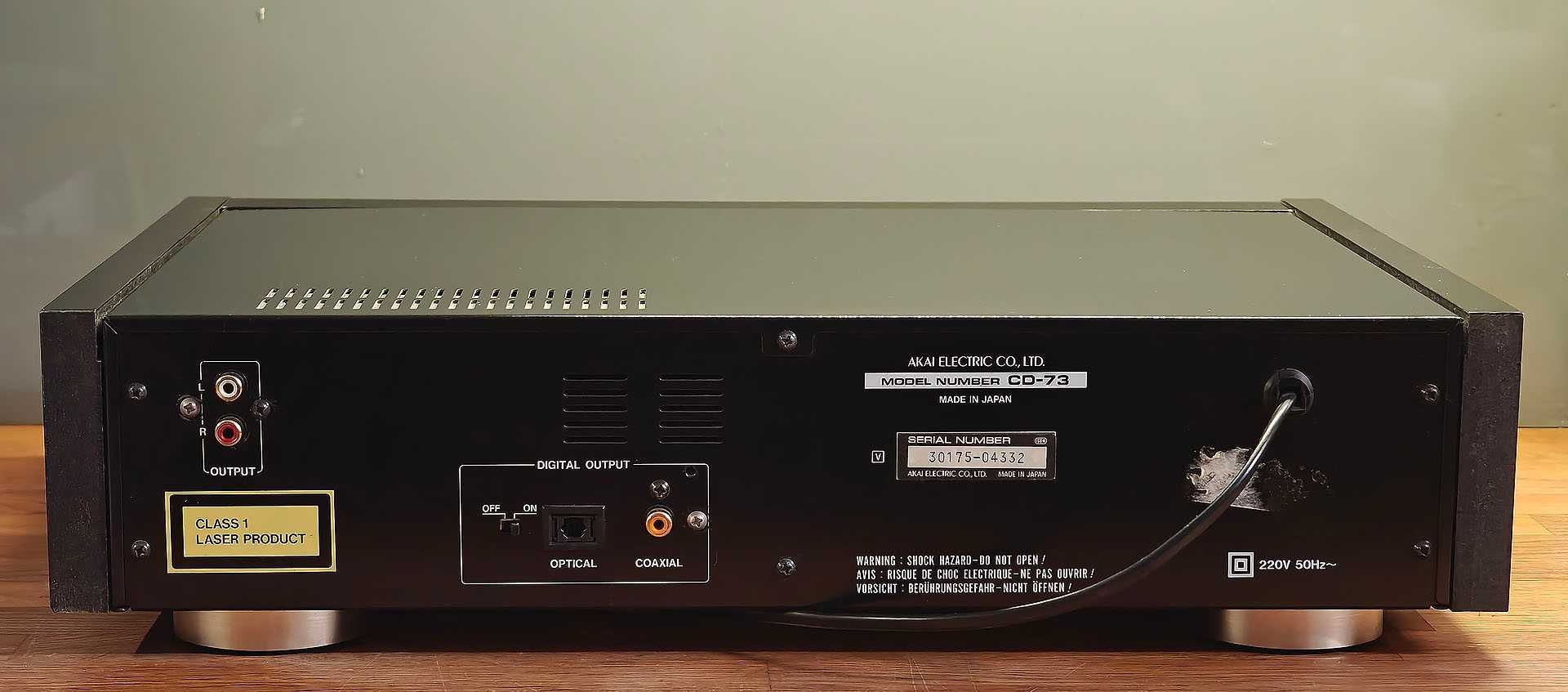 Akai CD-73 Reference Master