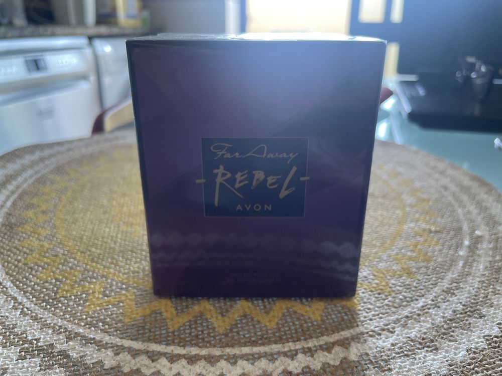 Perfume FarAway Rebel