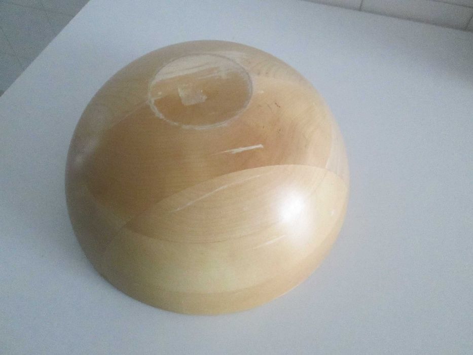 Tigela madeira com 28 cm de diâmetro
