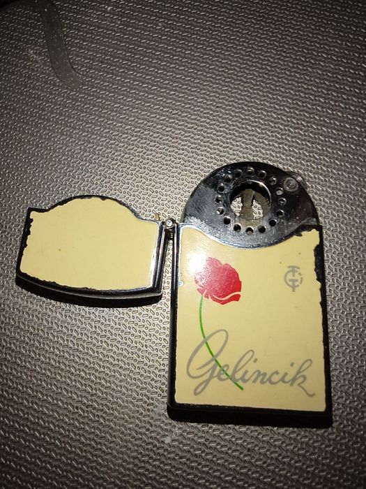 Zapalniczka benzynowa "Zenit"