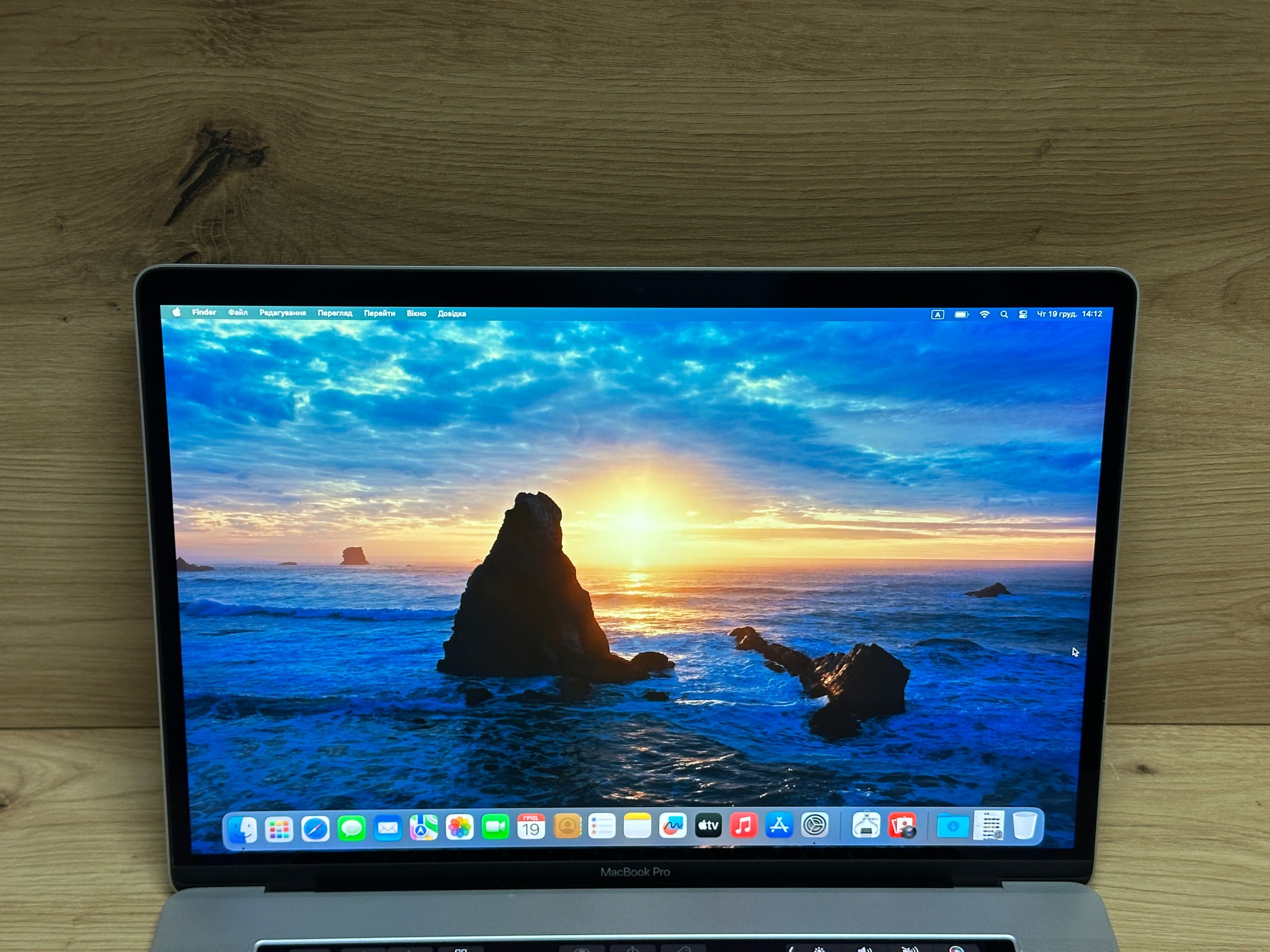 Оригінальний екран до Apple MacBook Pro 15 2018-2019 A1990 Silver