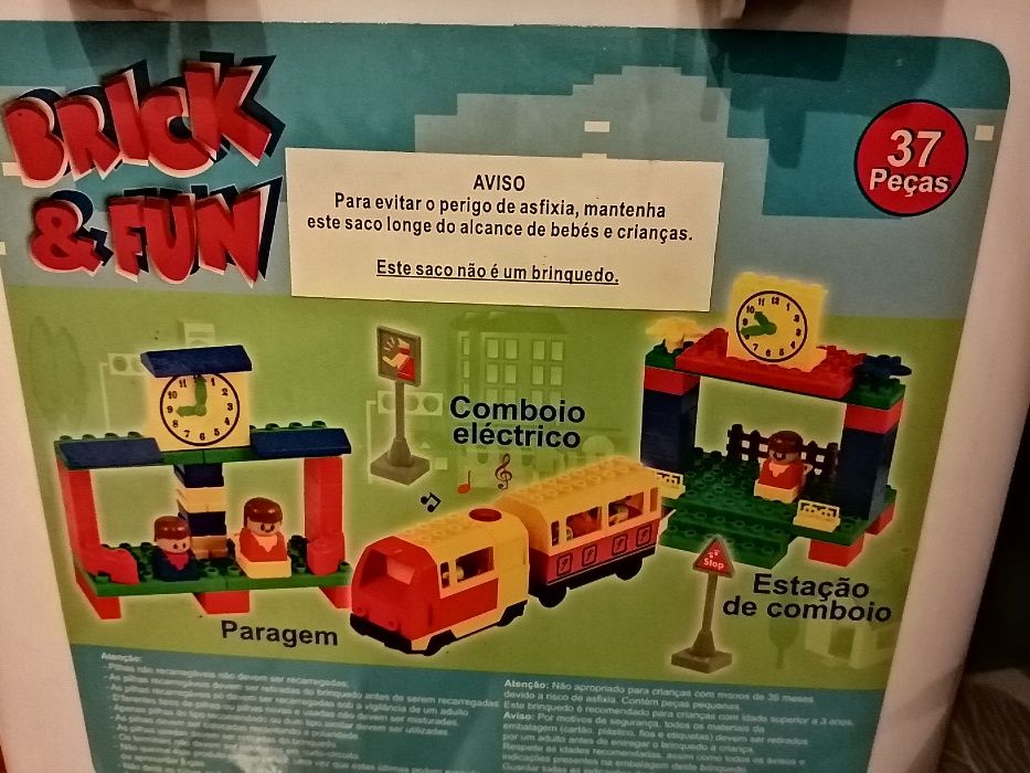 Caixa comboio inteligente - Brick & Fun