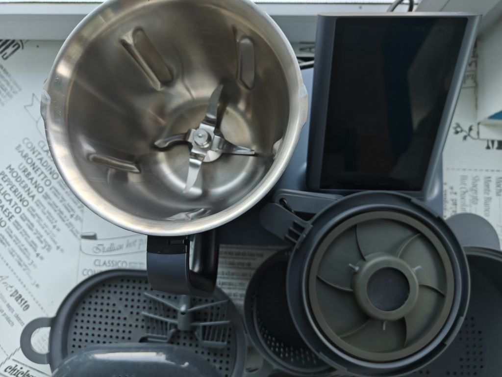 Xiaomi smart cooking robot