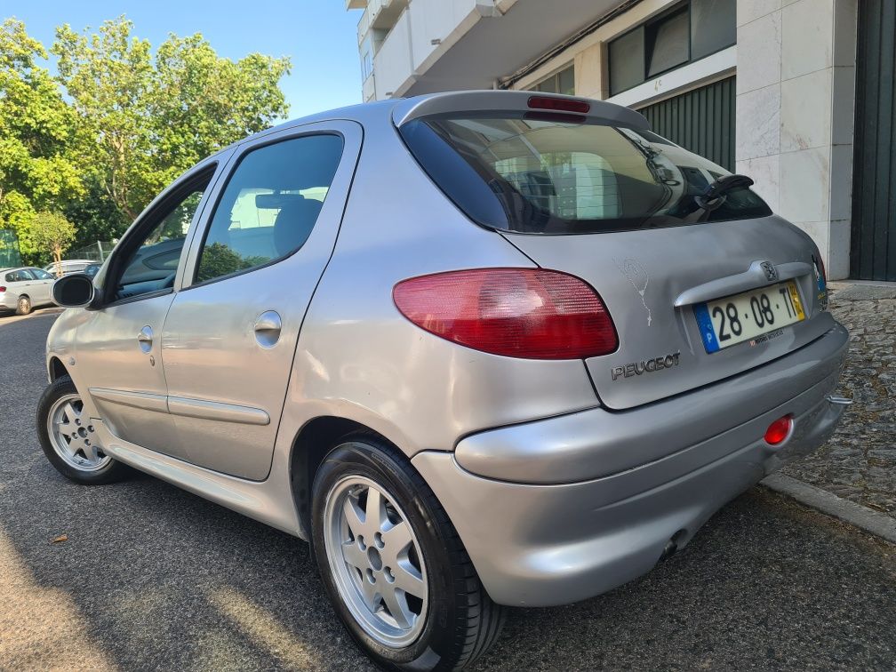 Pegeout 206 gasolina 1.1 2002
