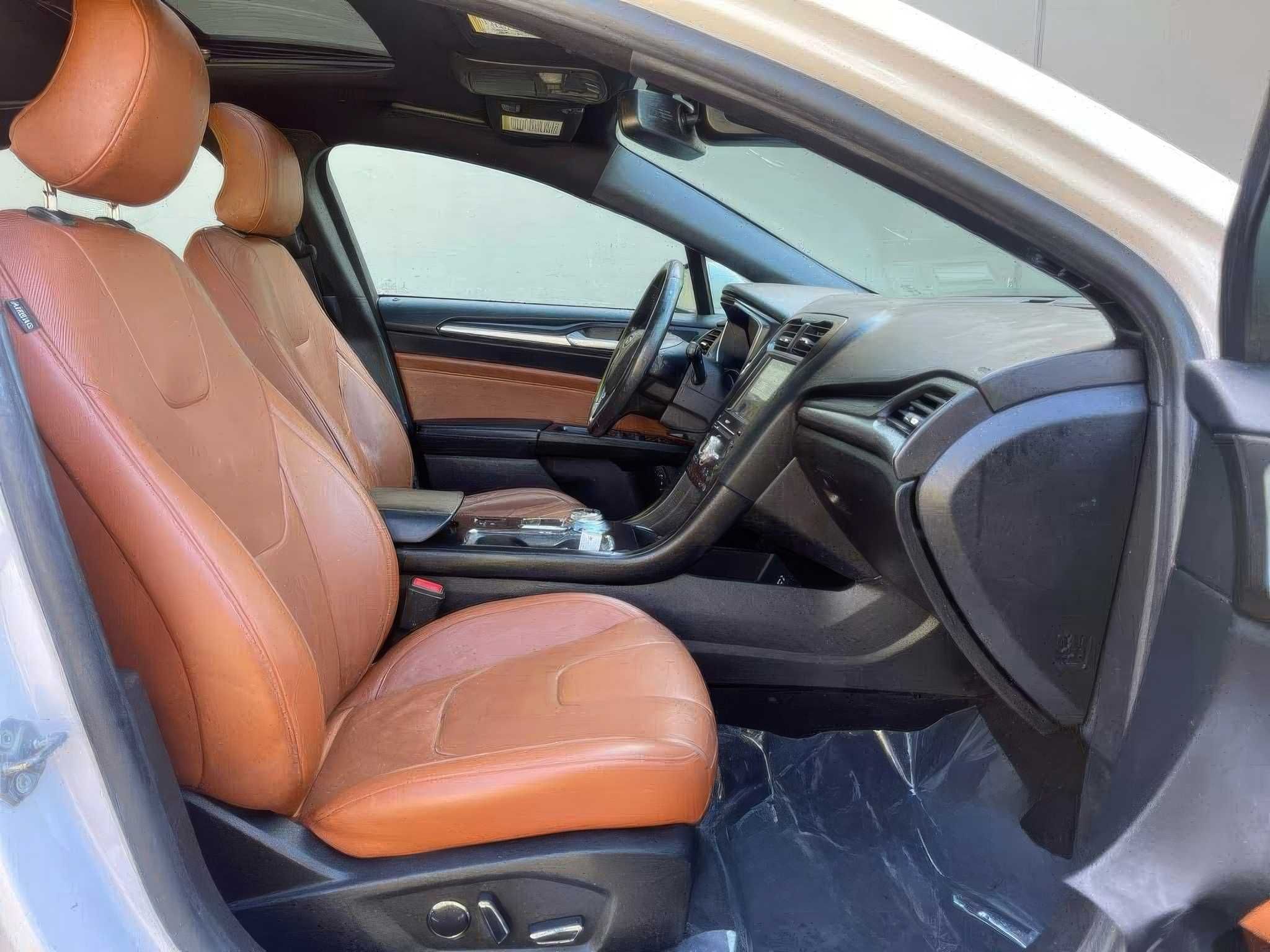Ford Fusion Hybrid Titanium 2019