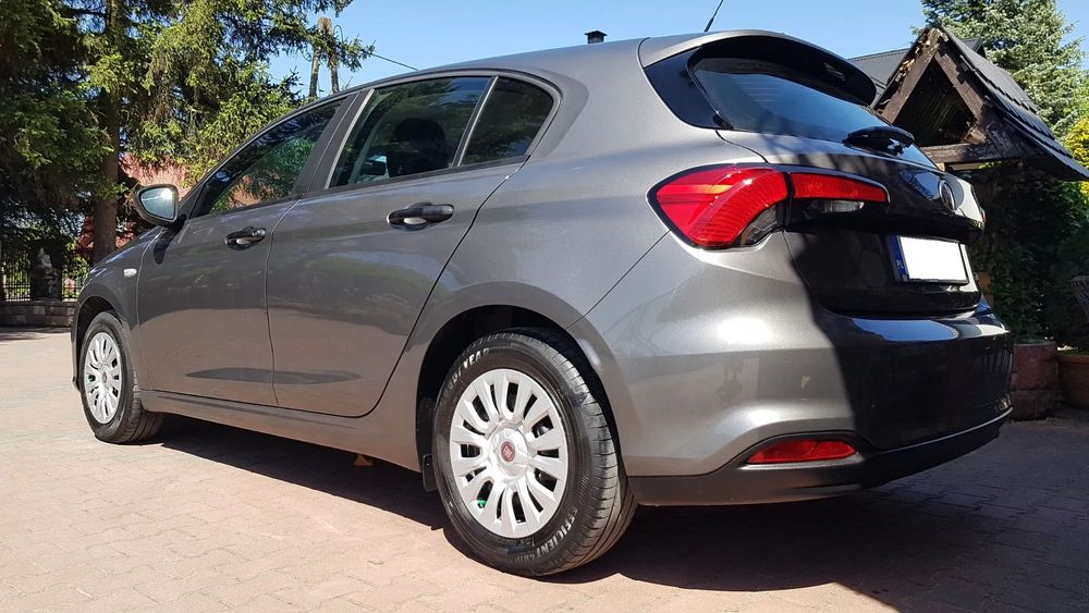 Fiat Tipo 1.4 16V idealny stan jak nowy bezwypadkowy niski przebieg POLECAM
