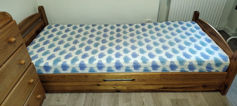 Używane meble sosnowe