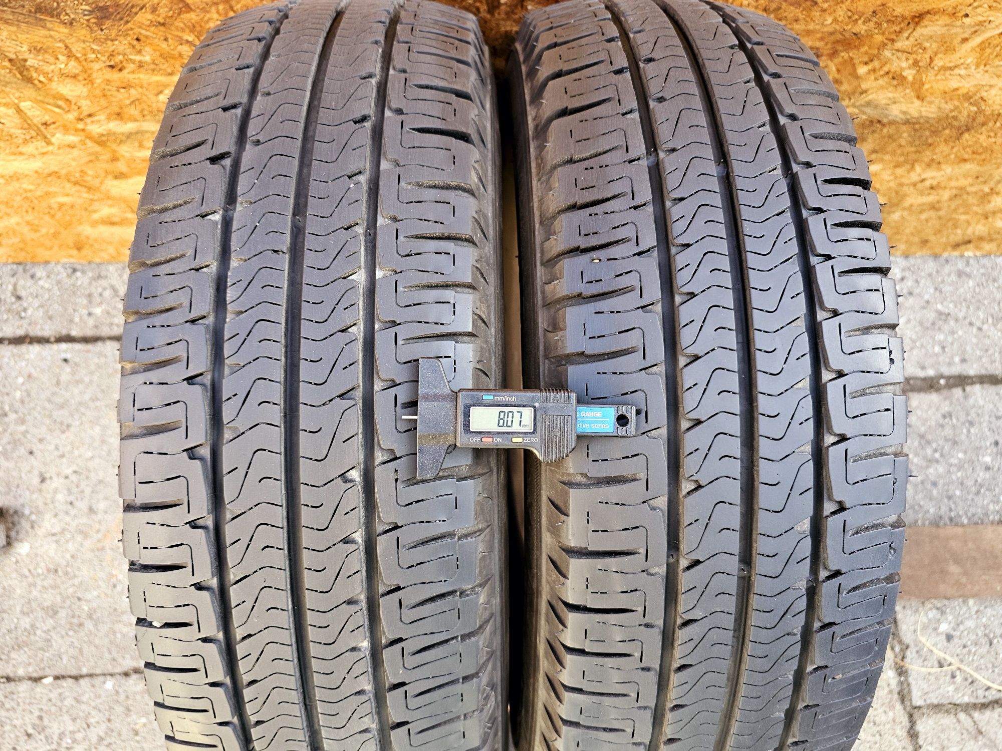 Idealne!!  8mm. 225/75 r16C Michelin Agilis Camping. 0415