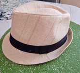 Kapelusz typu fedora