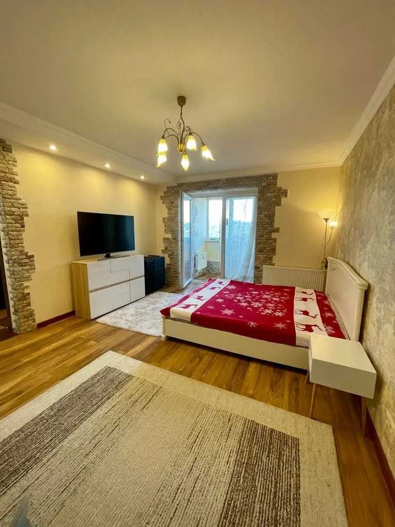 Продам 3к квартиру на Победе 6