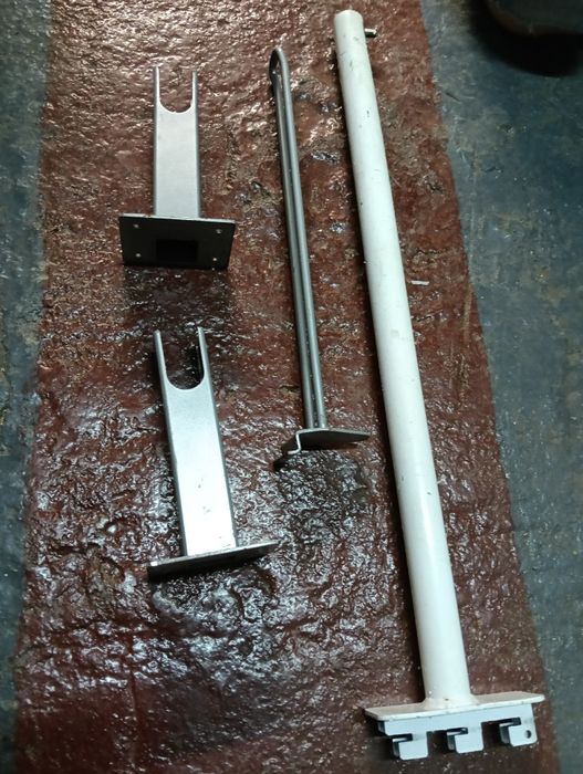 Sprzedam wieszaki garażowe