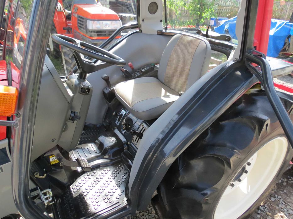 Yanmar японський мінітрактор трактор