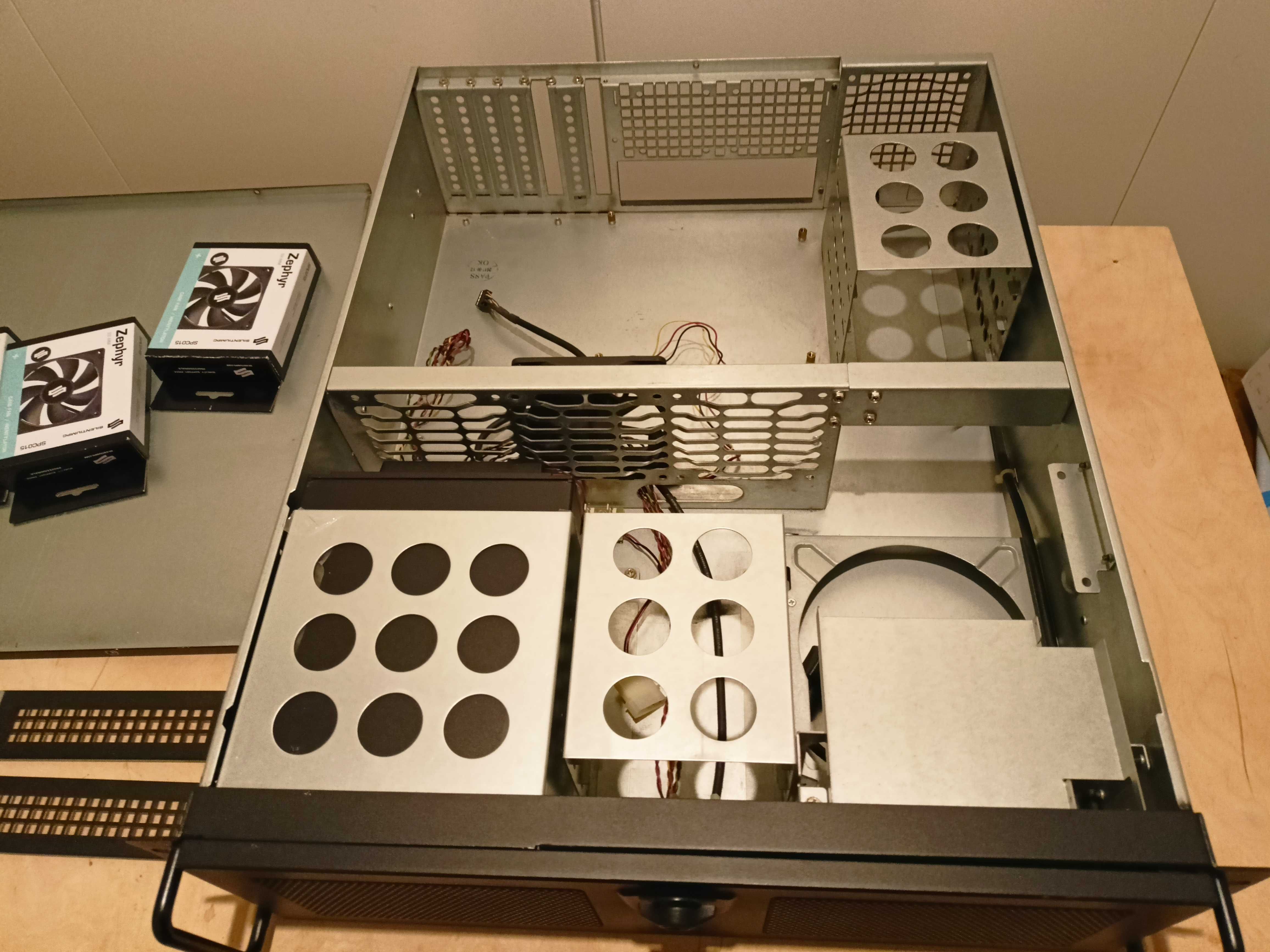 Obudowa Rack 3U + backplane Fantec 4x Hot Swap NAS/ Homelab