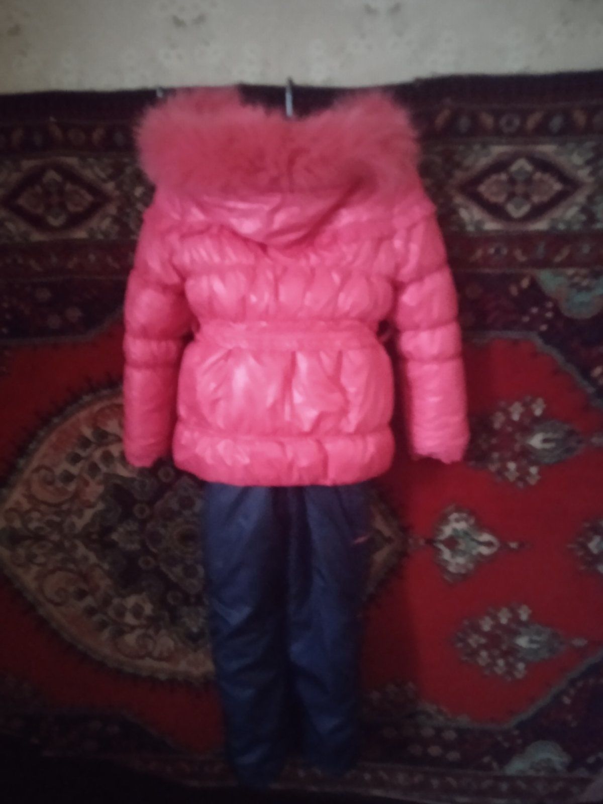 Зимний костюм для девочки