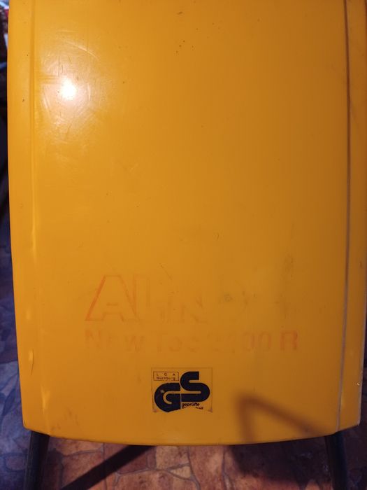 Продам електричний садовий подрібнювач AL-KO