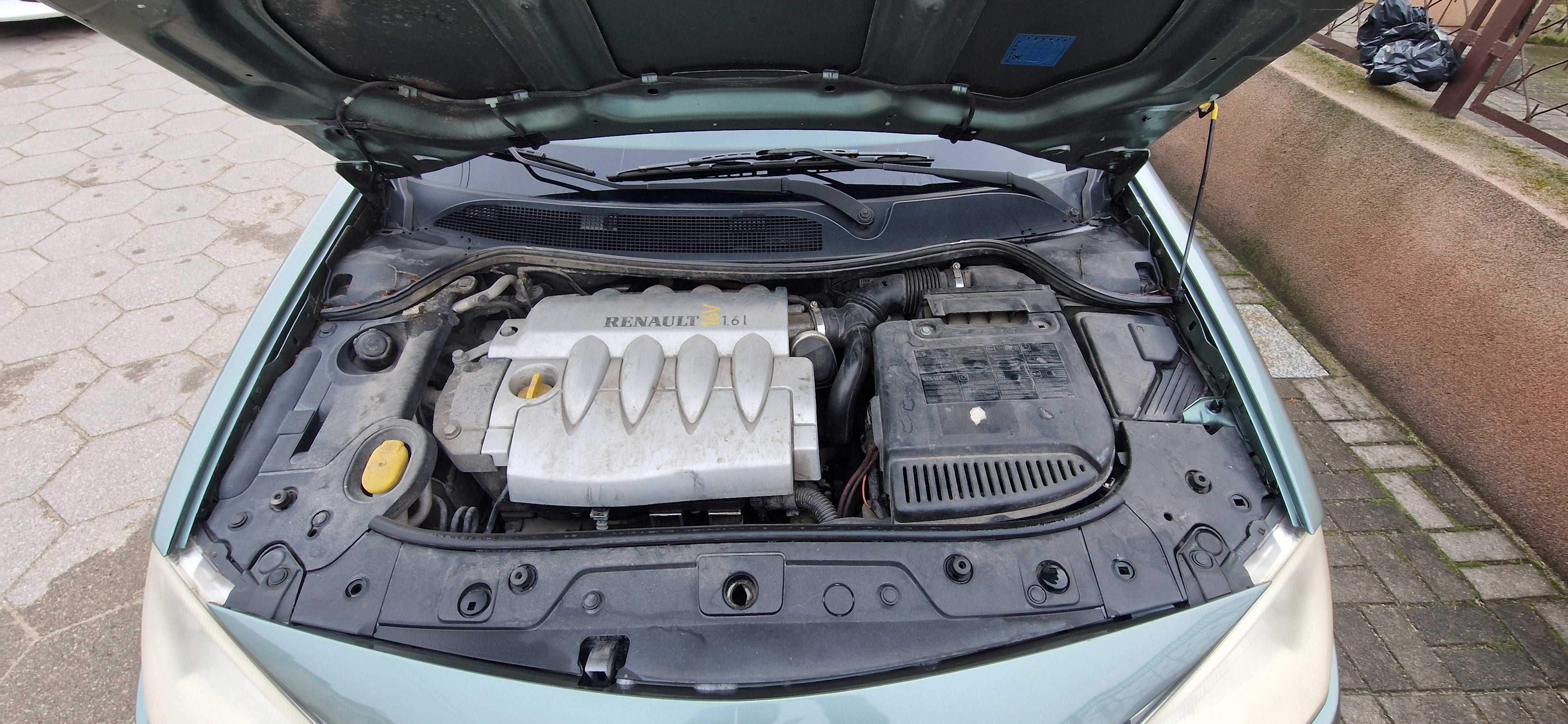 RENAULT MEGANE 2 hatchback 2003 r