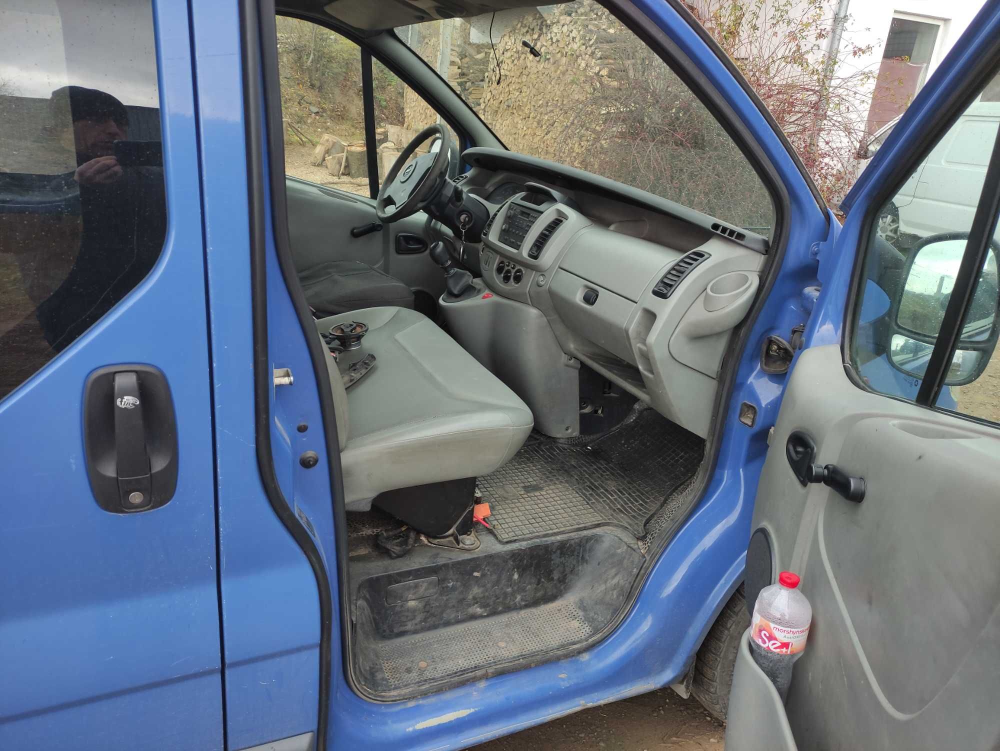 Б/У запчастини БУ запчасти Renault Trafic 1.9  Opel Vivaro 2.0 2.5