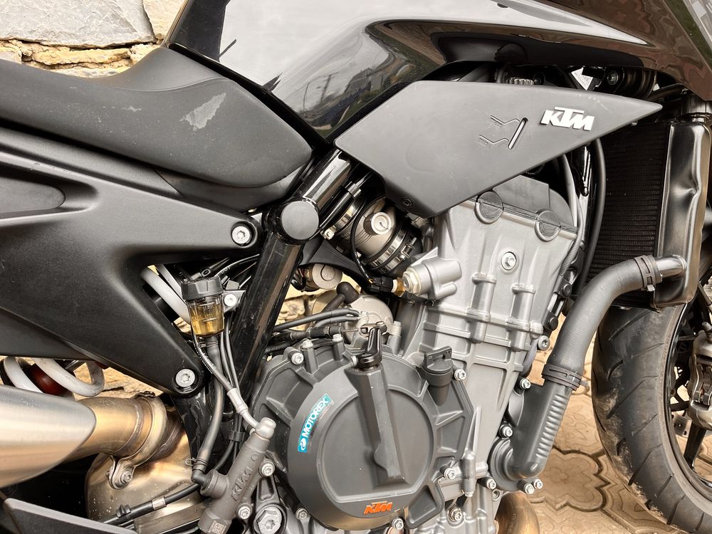 KTM Duke 890 Black Mamba