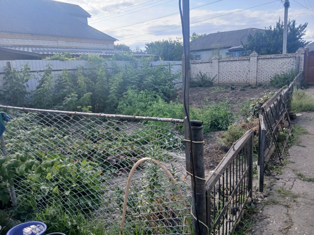 Продається будинок у м. Глухів, площею 89 м² з літньою кухнею