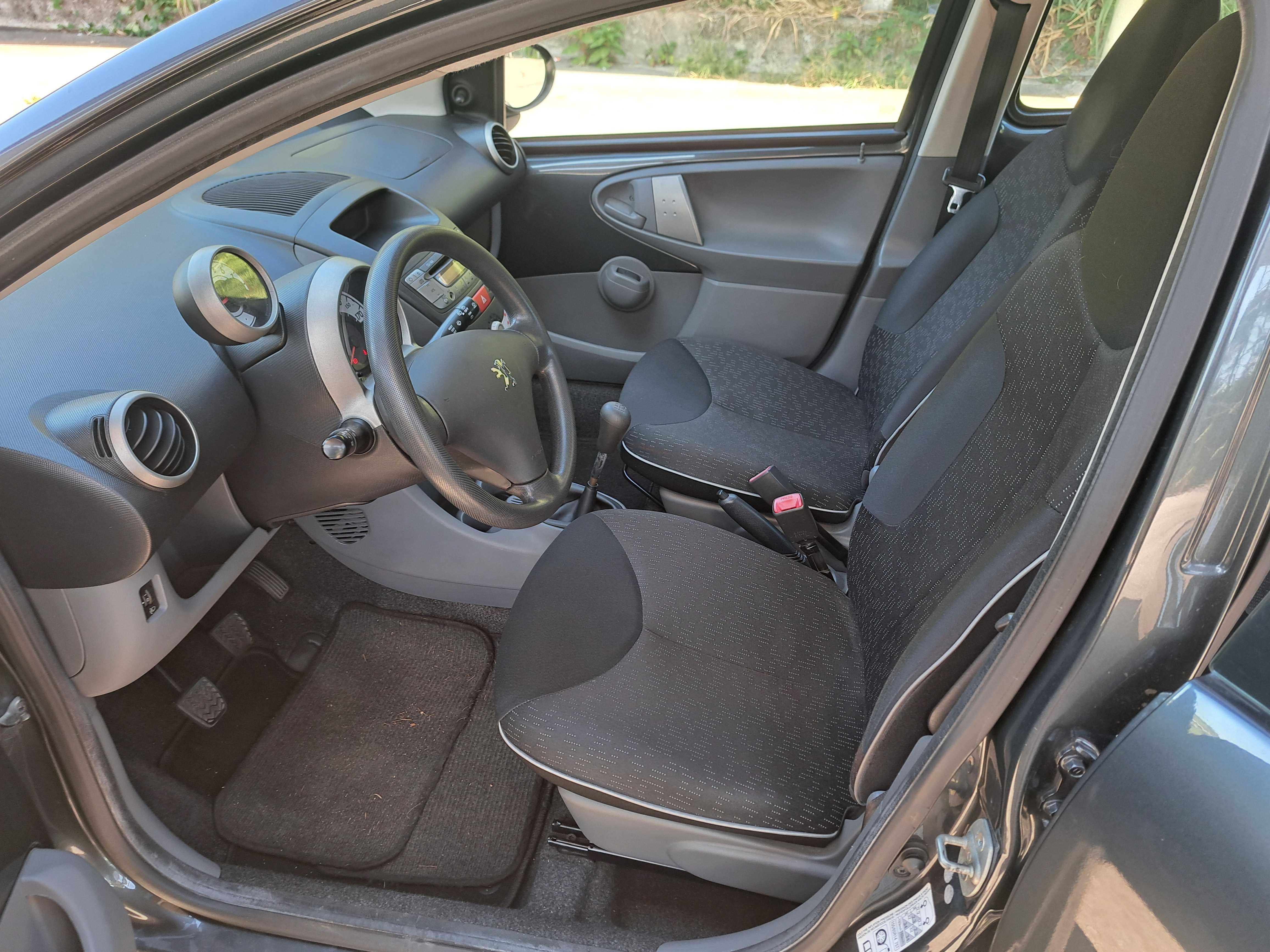 Peugeot 107 1.0 Motor Toyota 55M kms