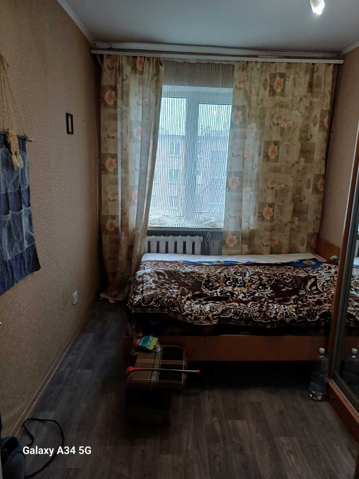 Продам 3 к.квартиру по вул. Наріжного 32 (р-н маг.Мальва)