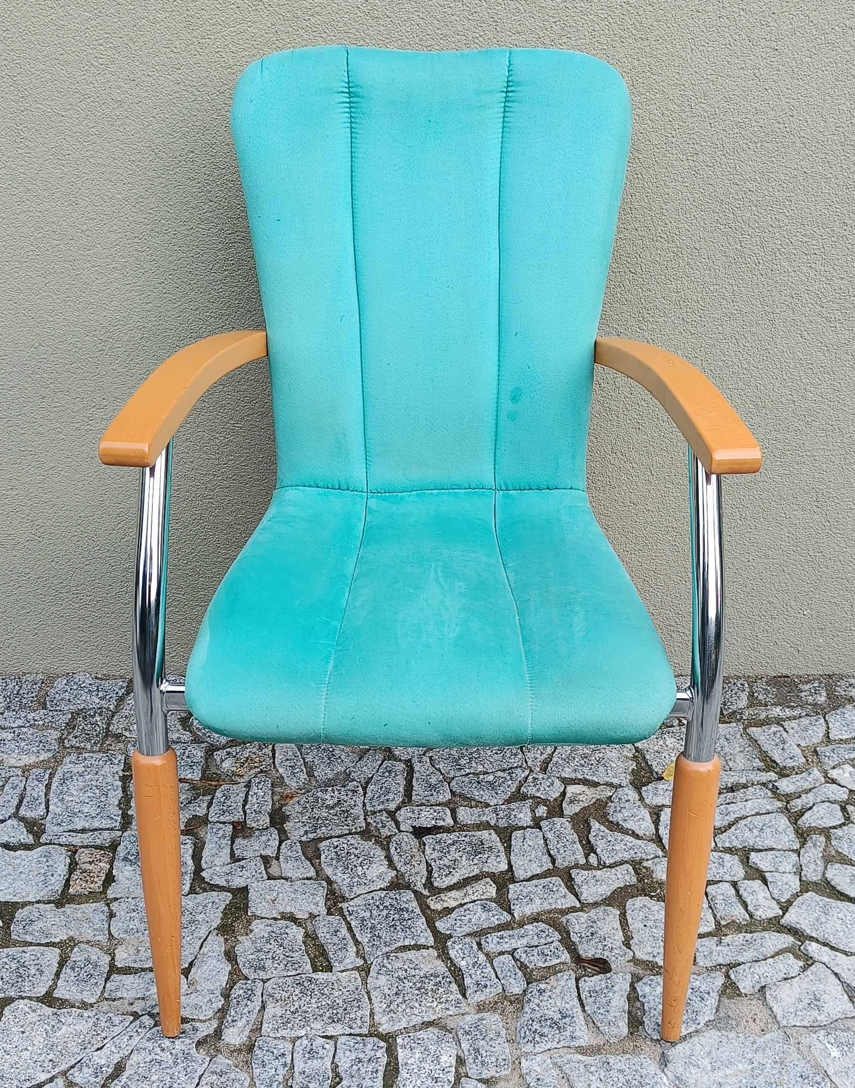 Krzesło miętowa tapicerka chrom drewno