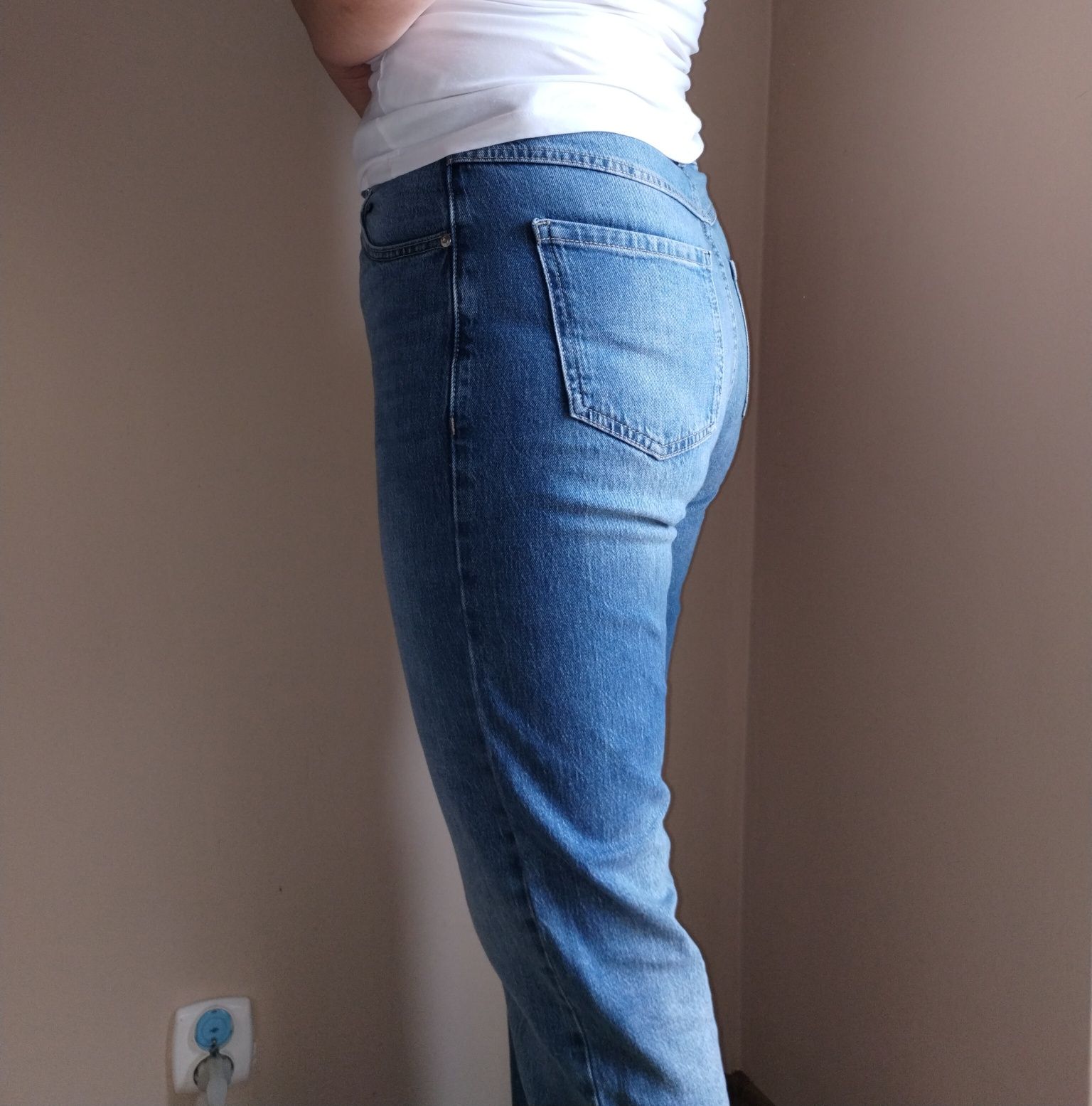 Spodnie Jeansowe Cropp rozmiar 42
