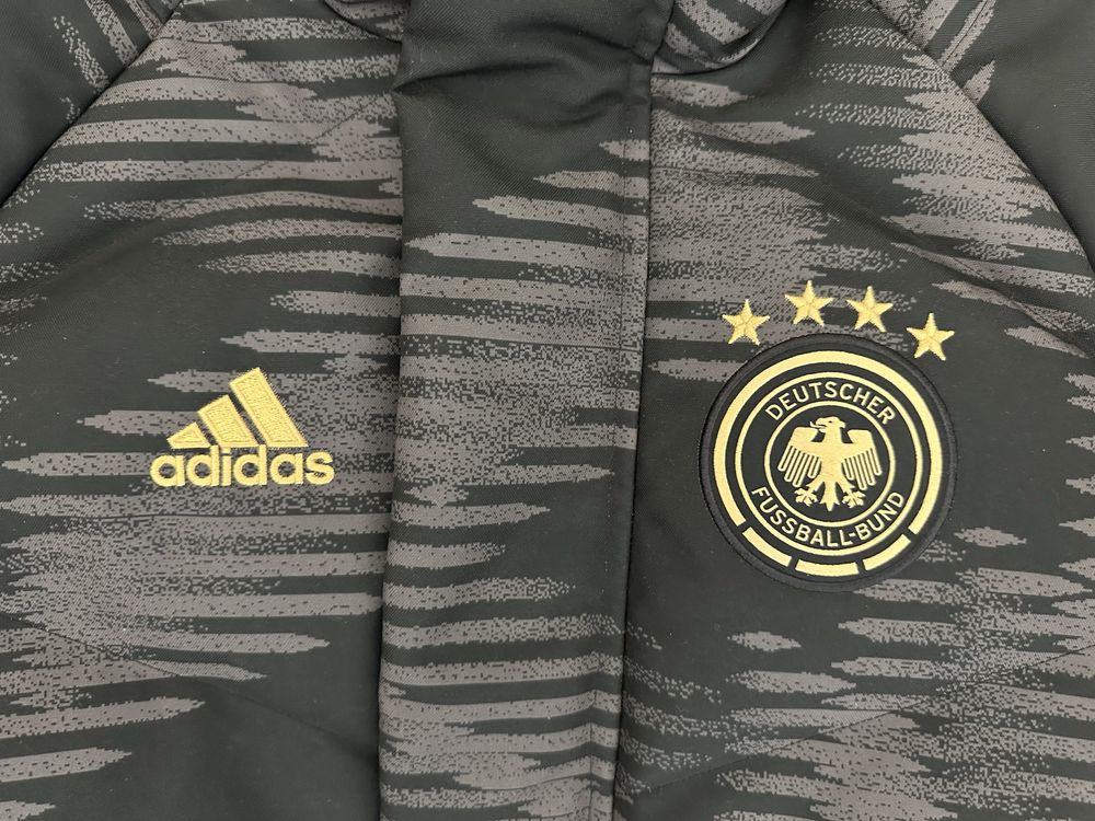 Adidas DFB płaszcz puchowy