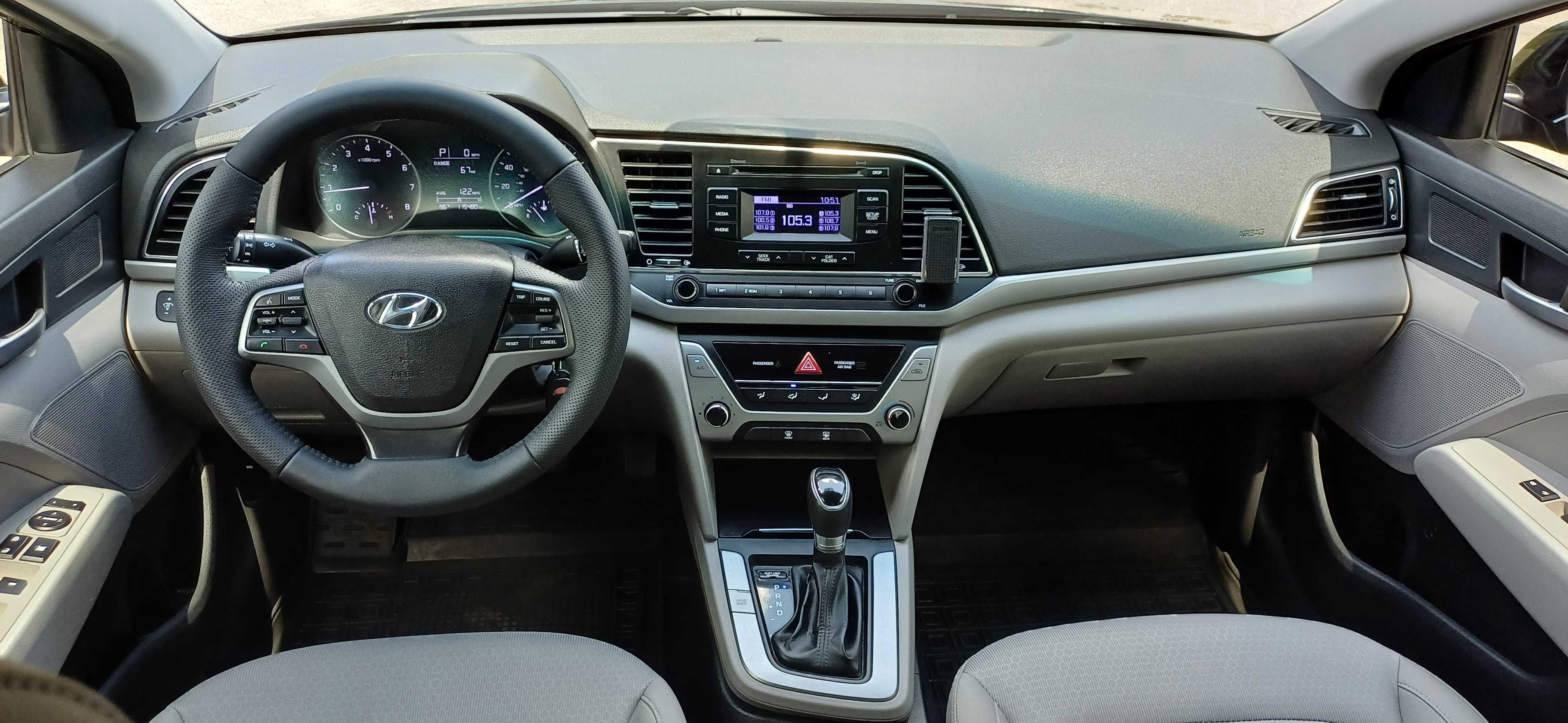 Hyundai Elantra 2.0 ГАЗ-Бензин автомат у відмінному стані
