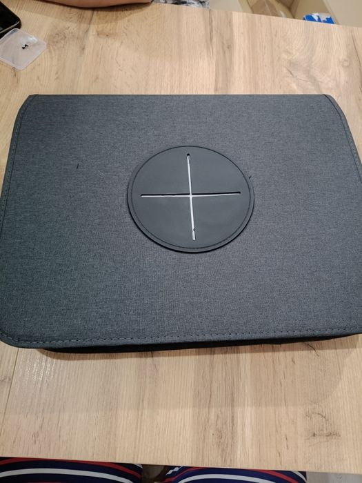 Pojemnik do butelek plastikowych kaucyjnych