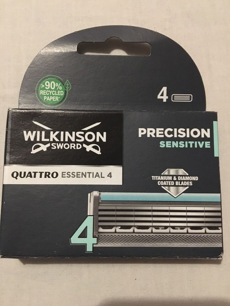 Wilkinson Quattro Essential Sensitive