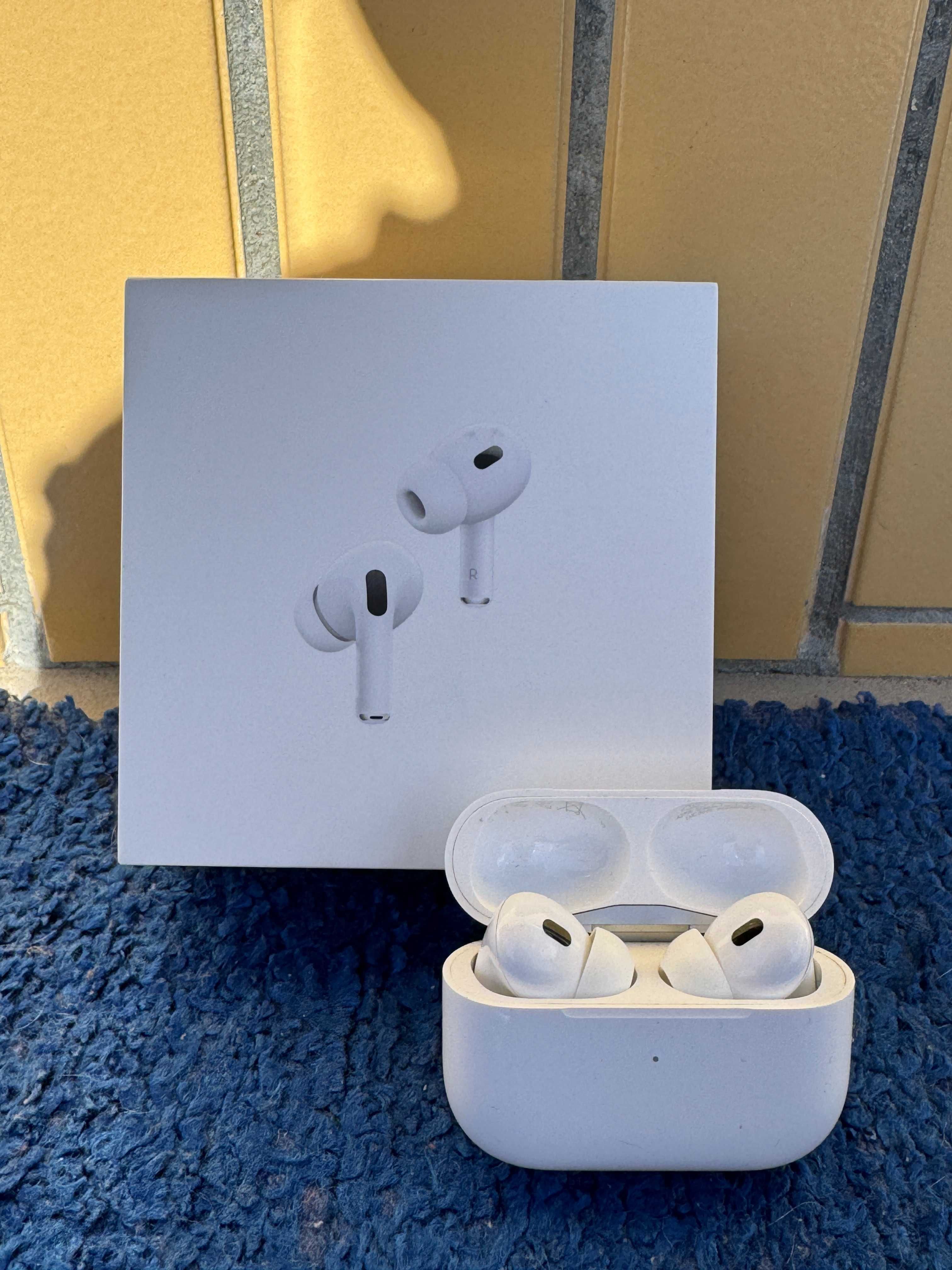 VENDO AIRPODS PRO 2 LIGHTNING (2022) como Novos sem Garantia