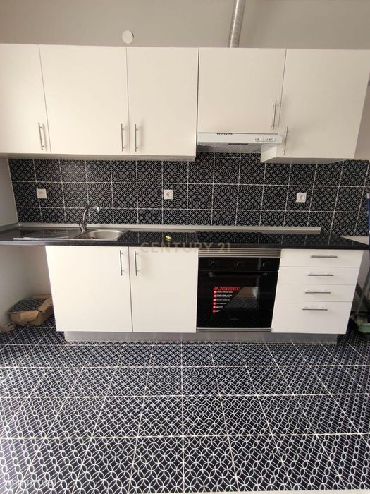 T3+2 Duplex Invertido com Terraço | Remodelado a Estrear | Penha de Fr